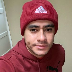 Meet your Posher, Moises